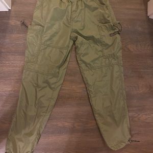 urban outfitters windbreakers